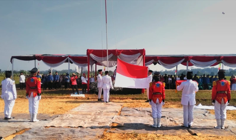 Momen Kemerdekaan : Upacara HUT RI Ke-80 di Desa Tanjungwangi Berlangsung Khidmat dan Meriah - Sport Jabar